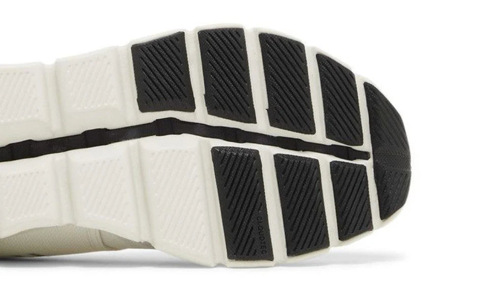 On Cloud × 3 'Ivory Black'