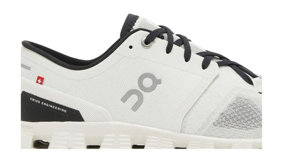 On Cloud × 3 'Ivory Black'