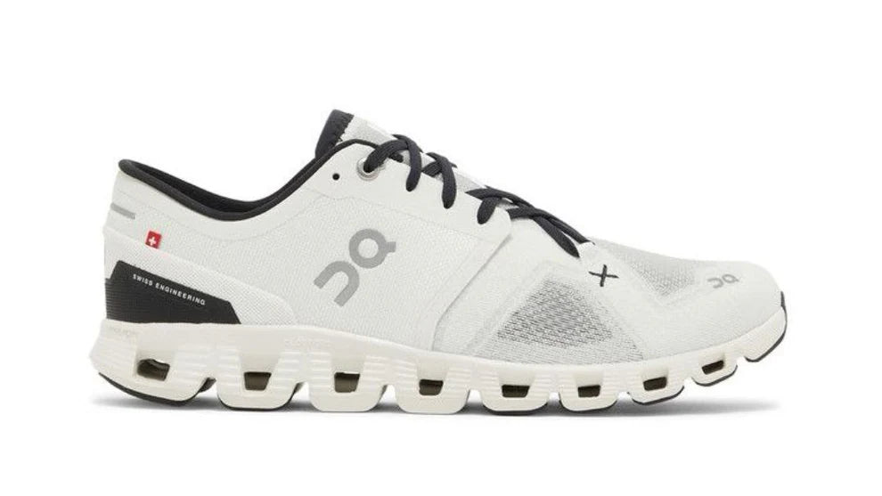 On Cloud × 3 'Ivory Black'