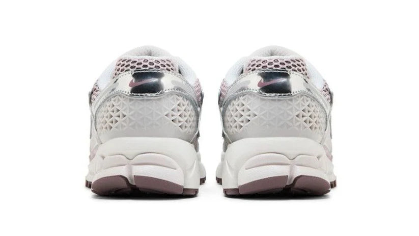 Air Zoom Vomero 5 'Chrome Platinum Violet'