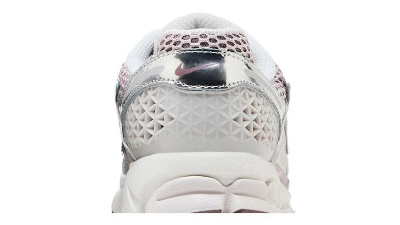 Air Zoom Vomero 5 'Chrome Platinum Violet'